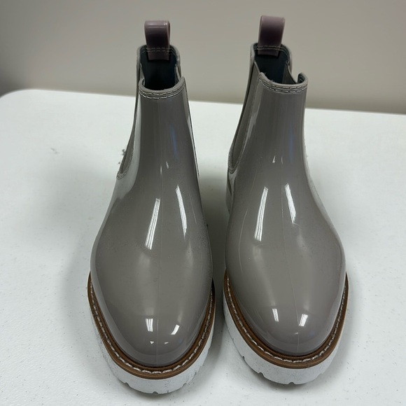 NWT Steve Madden Womens Puddles Ankle Chelsea Boots Gray Sz 7 Preppy Outdoors - Picture 5 of 12